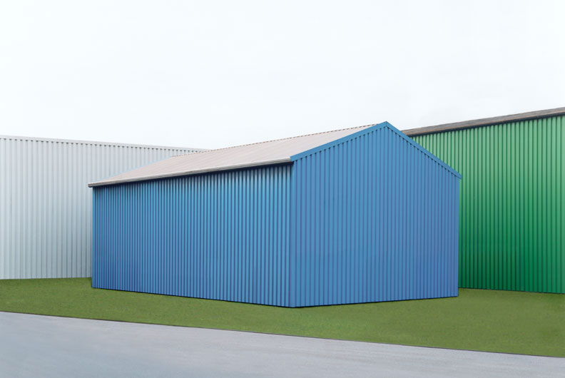 Halle blau-gr&uuml;n, 2001, C-Print, 100 x 150 cm