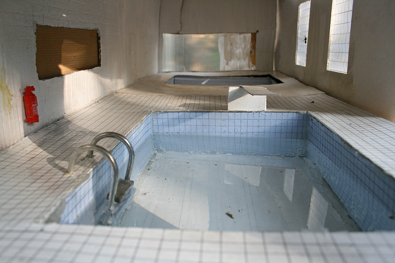 Damaris Odenbach: Modell 37a, 2007, C-Print, Diasec, 53,5 x 80 cm