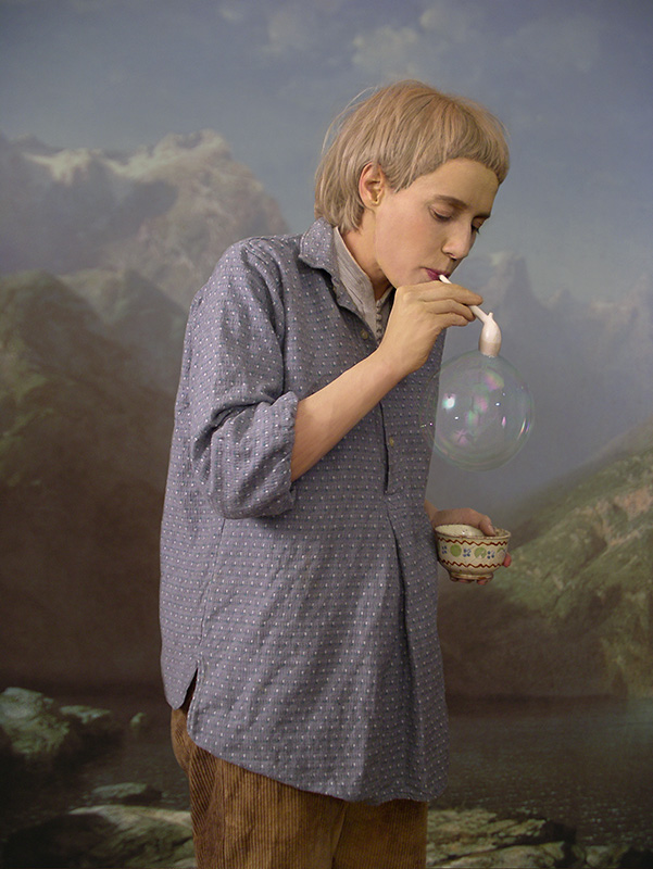 Die Seifenblase, 2010, C-Print hinter Plexiglas, 130 x 97cm, Auflage: 3, Werkverzeichnis Nr. 4601